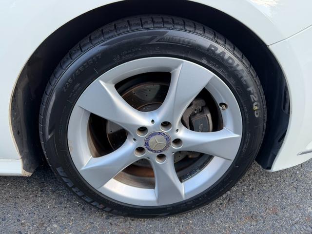 Bクラス B180 スポーツ 新品タイヤ ナビゲーション フルセグテレビ Bluetooth.A バックカメラ キーレス ハーフレザーシート 純正17インチアルミ(29枚目)