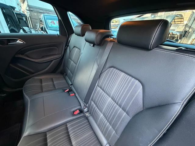 Bクラス B180 スポーツ 新品タイヤ ナビゲーション フルセグテレビ Bluetooth.A バックカメラ キーレス ハーフレザーシート 純正17インチアルミ(44枚目)