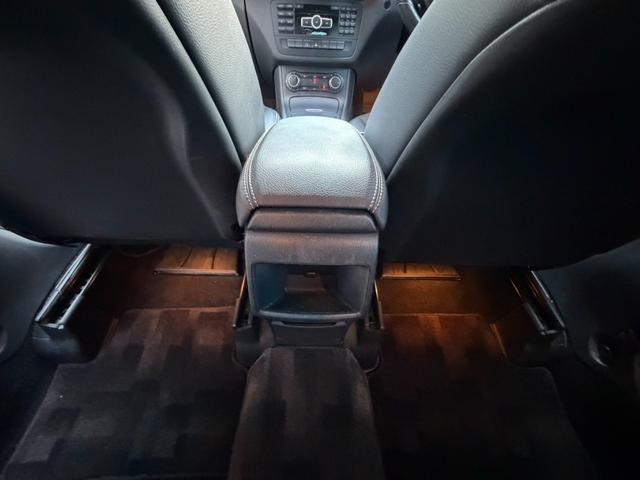 Bクラス B180 スポーツ 新品タイヤ ナビゲーション フルセグテレビ Bluetooth.A バックカメラ キーレス ハーフレザーシート 純正17インチアルミ(45枚目)