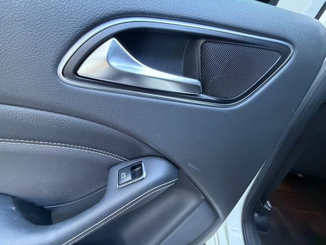 Bクラス B180 スポーツ 新品タイヤ ナビゲーション フルセグテレビ Bluetooth.A バックカメラ キーレス ハーフレザーシート 純正17インチアルミ(47枚目)