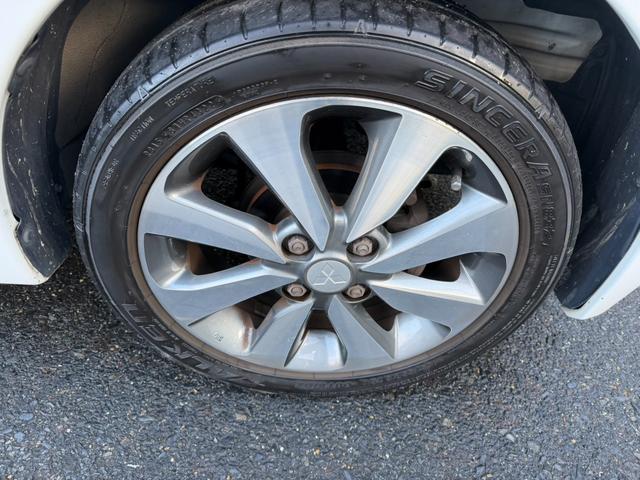 eKスペース G ナビゲーション フルセグテレビ Bluetooth.A アラウンドビューモニター DVD視聴可能 左パワースライドドア ETC プッシュスタート スマートキー 純正アルミ タイミングチェーン式(27枚目)