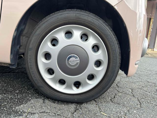 ミラココア ココアプラスＧ　バックカメラ　スマートキー　電動格納ミラー　ベンチシート　ＣＶＴ　盗難防止システム　ＡＢＳ　ＣＤ　ルーフレール　衝突安全ボディ　エアコン　パワーステアリング　パワーウィンドウ　運転席エアバッグ（29枚目）