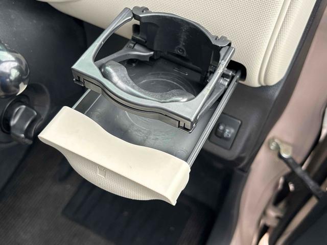 ミラココア ココアプラスＧ　バックカメラ　スマートキー　電動格納ミラー　ベンチシート　ＣＶＴ　盗難防止システム　ＡＢＳ　ＣＤ　ルーフレール　衝突安全ボディ　エアコン　パワーステアリング　パワーウィンドウ　運転席エアバッグ（48枚目）