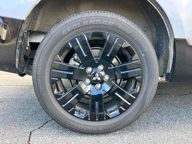 デリカＤ：５ シャモニー　４ＷＤ　ＥＴＣ　全周囲カメラ　ナビ　ＴＶ　クリアランスソナー　オートクルーズコントロール　レーンアシスト　衝突被害軽減システム　両側電動スライドドア　オートライト　ＬＥＤヘッドランプ　電動リアゲート（24枚目）