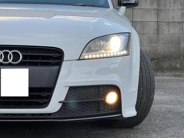 アウディ TTクーペ 1．8TFSI Sラインコンペティション