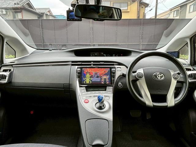 プリウス Gツーリングセレクション ユーザー買取・アルパイン9型SDナビ・フルセグTV・バックモニター・ETC・アルパインリアモニター・前後ドライブレコーダー・ハーフレザーシート・パワーシート・LEDヘッドライト・フォグライト(3枚目)