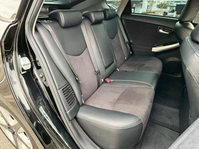 プリウス Gツーリングセレクション ユーザー買取・アルパイン9型SDナビ・フルセグTV・バックモニター・ETC・アルパインリアモニター・前後ドライブレコーダー・ハーフレザーシート・パワーシート・LEDヘッドライト・フォグライト(19枚目)