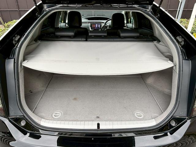 プリウス Gツーリングセレクション ユーザー買取・アルパイン9型SDナビ・フルセグTV・バックモニター・ETC・アルパインリアモニター・前後ドライブレコーダー・ハーフレザーシート・パワーシート・LEDヘッドライト・フォグライト(26枚目)