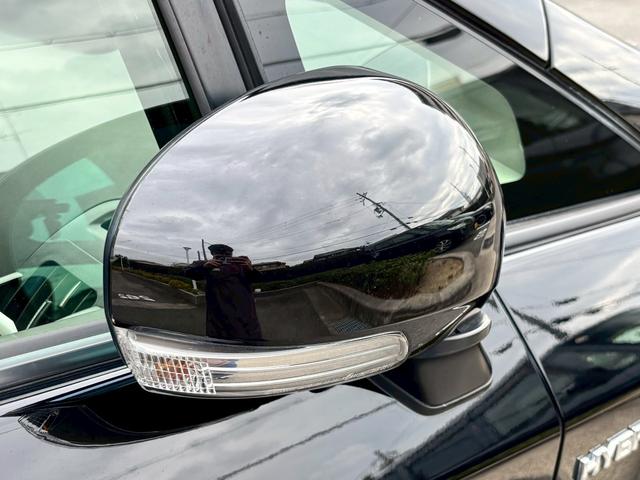 プリウス Gツーリングセレクション ユーザー買取・アルパイン9型SDナビ・フルセグTV・バックモニター・ETC・アルパインリアモニター・前後ドライブレコーダー・ハーフレザーシート・パワーシート・LEDヘッドライト・フォグライト(30枚目)