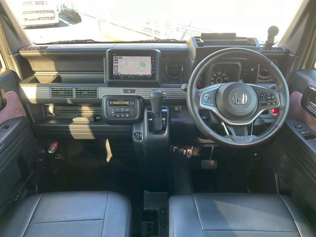 N-VAN+スタイル ファン・ターボホンダセンシング ワンオーナー・純正SDナビ・フルセグTV・バックモニター・ETC・ホンダセンシング・ターボ車・社外フロントバンパーガード・フルLEDヘッドライト・LEDフォグライト・オートライト・スマートキーシステム(3枚目)