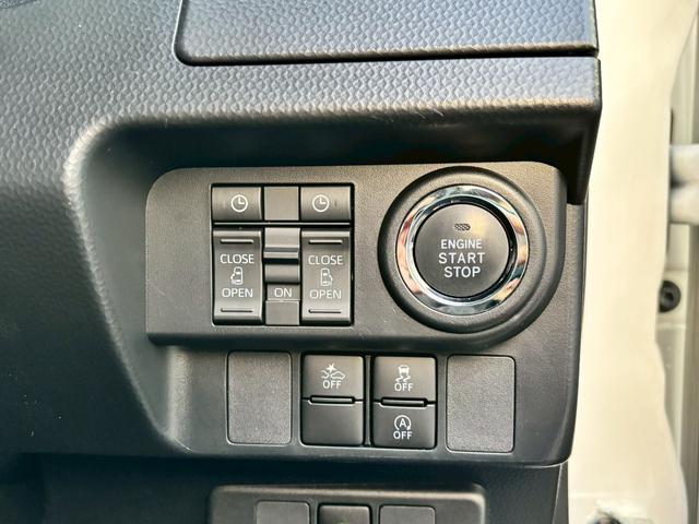 ルーミー カスタムG ワンオーナー・純正9型ディスプレイオーディオ・フルセグTV・パノラミックビューモニター・ビルトインETC・スマートアシスト・ウェルカム両側パワースライドドア・LEDヘッドライト・LEDフォグライト(6枚目)