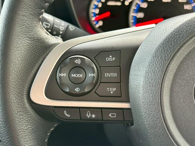 ルーミー カスタムG ワンオーナー・純正9型ディスプレイオーディオ・フルセグTV・パノラミックビューモニター・ビルトインETC・スマートアシスト・ウェルカム両側パワースライドドア・LEDヘッドライト・LEDフォグライト(10枚目)