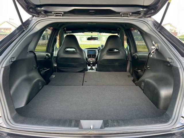 インプレッサ WRX STi ユーザー買取・パナソニックSDナビ・フルセグTV・ETC・6速ミッション・ツインスクロールターボ・4WD・アルカンターラバケットハーフレザーシート・パワーシート・ブリッツ車高調・純正エアロ・18AW(30枚目)