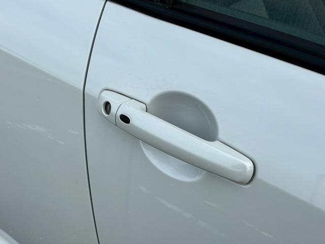 スイフト スポーツ　ユーザー買取・ＲＥＣＡＲＯ製シート・ＥＮＫＥＩＲａｃｉｎｇ１７インチＡＷ・社外ＭＯＭＯステアリング・純正ＨＩＤヘッドライト・フォグライト・オートエアコン・キーレススタートシステム・純正エアロパーツ（12枚目）