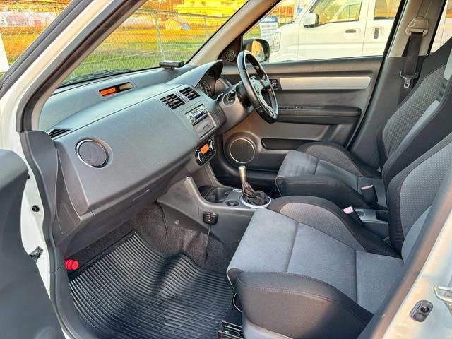 スイフト スポーツ　ユーザー買取・ＲＥＣＡＲＯ製シート・ＥＮＫＥＩＲａｃｉｎｇ１７インチＡＷ・社外ＭＯＭＯステアリング・純正ＨＩＤヘッドライト・フォグライト・オートエアコン・キーレススタートシステム・純正エアロパーツ（15枚目）