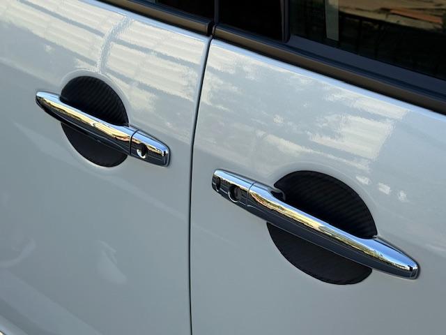 デリカＤ：５ Ｐ　ユーザー買取・純正１０型ＳＤナビ・フルセグＴＶ・パノラミックビューモニター・ＥＴＣ・アルパインフリップダウン・Ｅアシスト・ワンタッチ開閉機能付両側パワースライド・パワーバックドア・電動サイドステップ（18枚目）