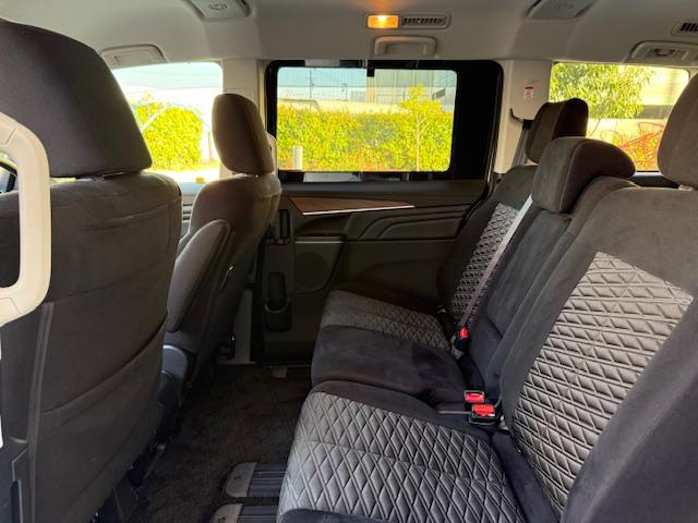 デリカＤ：５ Ｐ　ユーザー買取・純正１０型ＳＤナビ・フルセグＴＶ・パノラミックビューモニター・ＥＴＣ・アルパインフリップダウン・Ｅアシスト・ワンタッチ開閉機能付両側パワースライド・パワーバックドア・電動サイドステップ（26枚目）