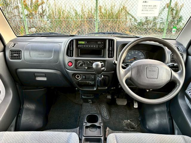 エブリイ ジョインターボＤＸ－ＩＩ　ターボ車・ハイルーフ・インパネ４ＡＴ・ＳＲＳエアバック・ＡＢＳ・エンジン型式Ｋ６Ａ・タイミングチェーンエンジン・グレーファブリックシート・セミバケットシート・リアヘッドレスト付分割可倒式シート（3枚目）