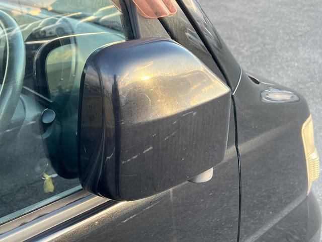 ハイゼットカーゴ クルーズターボ　ユーザー買取・カロッツェリアＣＤ・５速ミッション・ハイルーフ・ターボ車・前席ヘッドレスト別体シート・後席ヘッドレスト付分割シート・オーバーヘッドシェルフ・電格ドアミラー・全席パワーウィンドウ・ＡＢＳ（22枚目）