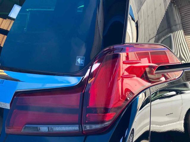 TOYOTA ALPHARD 3.5 EXECUTIVE LOUNGE S