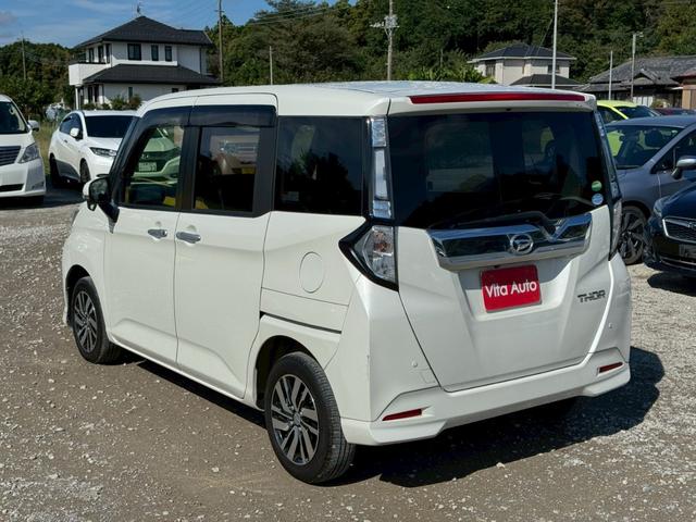 トール カスタムＧ　ＳＡＩＩ　メモリーナビ　リアカメラ　フルセグ　スマートキー　ＬＥＤヘッドライト　衝突軽減ブレーキ　両側パワスラ　ドラレコ　クルコン　Ｂｌｕｅｔｏｏｔｈ　純正アルミ　ＥＴＣ（10枚目）