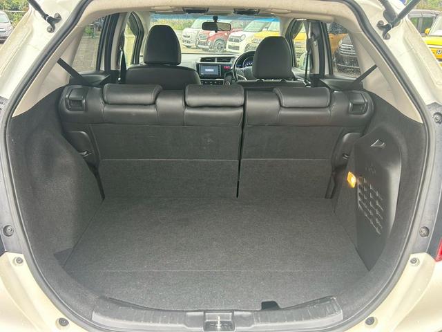 フィットハイブリッド Lパッケージ SDナビ フルセグTV リアカメラ スマートキー LEDヘッドライト Bluetooth クルコン 純正15インチアルミ ETC(43枚目)