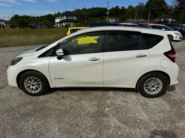 ノート e-パワー X メモリーナビ フルセグTV スマートキー 衝突軽減ブレーキ Bluetooth 社外14インチアルミ ETC(7枚目)