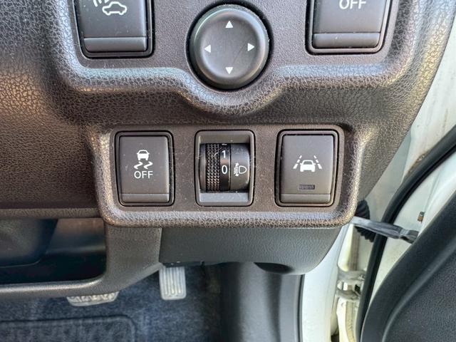 ノート e-パワー X メモリーナビ フルセグTV スマートキー 衝突軽減ブレーキ Bluetooth 社外14インチアルミ ETC(28枚目)