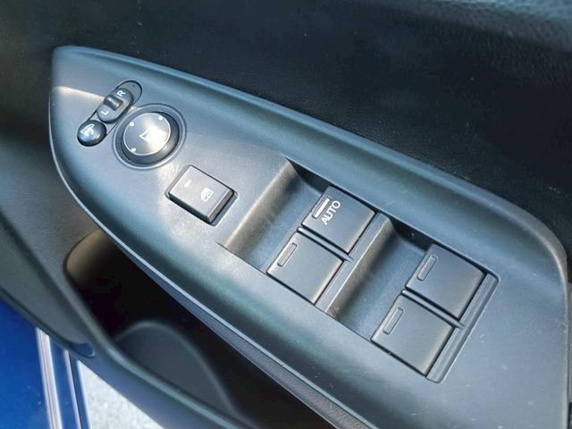 フィットハイブリッド Ｓパッケージ　メモリーナビ　フルセグＴＶ　スマートキー　ＬＥＤヘッドライト　前後ドラレコ　　クルーズコントロール　純正１６インチアルミ　ＥＴＣ（28枚目）