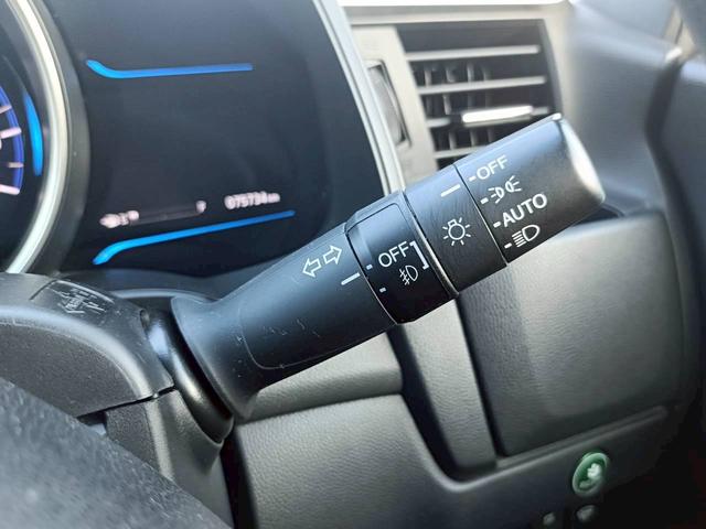 フィットハイブリッド Ｓパッケージ　メモリーナビ　フルセグＴＶ　スマートキー　ＬＥＤヘッドライト　前後ドラレコ　　クルーズコントロール　純正１６インチアルミ　ＥＴＣ（30枚目）