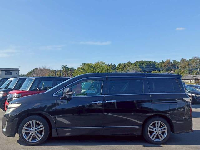 エルグランド 250ハイウェイスターブラックレザー SDナビ フルセグTV リアカメラ スマートキー HIDヘッドライト 片側パワスラ 前ドラレコ 革シート Bluetooth 純正18インチアルミ ETC(8枚目)