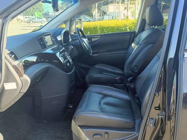 エルグランド 250ハイウェイスターブラックレザー SDナビ フルセグTV リアカメラ スマートキー HIDヘッドライト 片側パワスラ 前ドラレコ 革シート Bluetooth 純正18インチアルミ ETC(37枚目)