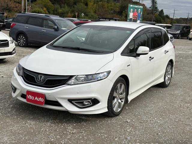 ジェイド ハイブリッドＸ　メモリーナビ　フルセグＴＶ　リアカメラ　スマートキー　ＬＥＤヘッドライト　衝突軽減ブレーキ　革シート　Ｂｌｕｅｔｏｏｔｈ　クルコン　純正１７インチアルミ　ＥＴＣ（6枚目）