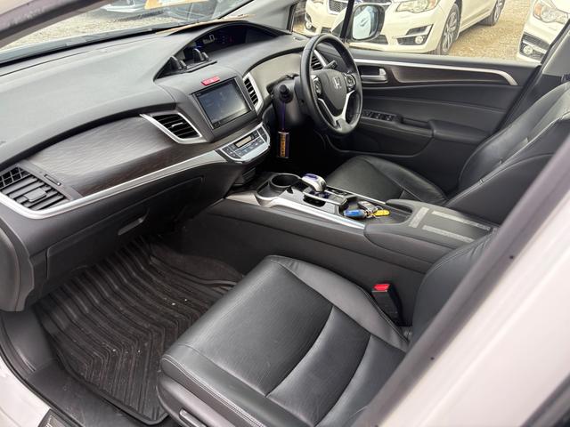 ジェイド ハイブリッドＸ　メモリーナビ　フルセグＴＶ　リアカメラ　スマートキー　ＬＥＤヘッドライト　衝突軽減ブレーキ　革シート　Ｂｌｕｅｔｏｏｔｈ　クルコン　純正１７インチアルミ　ＥＴＣ（33枚目）