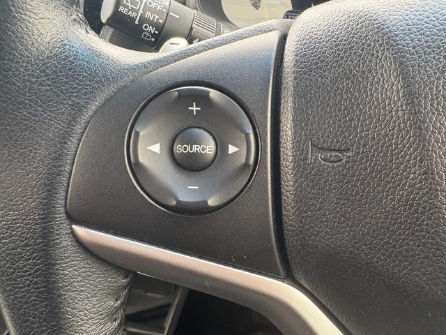 フィットハイブリッド Sパッケージ メモリーナビ フルセグTV リアカメラ スマートキー LEDヘッドライト 衝突軽減ブレーキ Bluetooth クルコン 純正16インチアルミ ETC(25枚目)