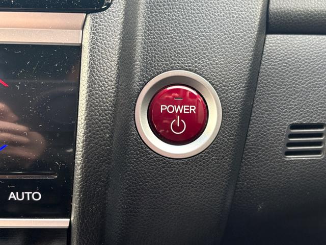 フィットハイブリッド Sパッケージ メモリーナビ フルセグTV リアカメラ スマートキー LEDヘッドライト 衝突軽減ブレーキ Bluetooth クルコン 純正16インチアルミ ETC(31枚目)