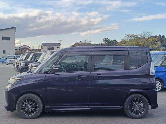 ソリオバンディット ハイブリッドSV SDナビ フルセグTV リアカメラ スマートキー LEDヘッドライト 衝突軽減ブレーキ 片側パワスラ 前後ドラレコ シートヒーター Bluetooth クルコン 社外15インチアルミ ETC(8枚目)