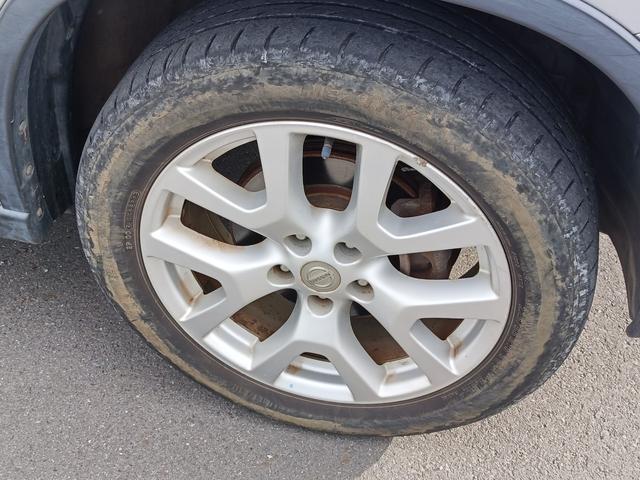 ローン実績２，０００件以上！一括では難しくてもローンならどうですか？求めていた車のワンランク上の車でもローンで、月々の支払いが少なく出来れば手に入ります。