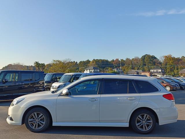 レガシィツーリングワゴン ２．５ｉ　Ｂスポーツアイサイト　４ＷＤ　メモリーナビ　フルセグＴＶ　リアカメラ　スマートキー　ＨＩＤヘッドライト　衝突軽減ブレーキ　前後ドラレコ　Ｂｌｕｅｔｏｏｔｈ　ＡＣＣ　純正１６インチアルミ　ＥＴＣ（8枚目）