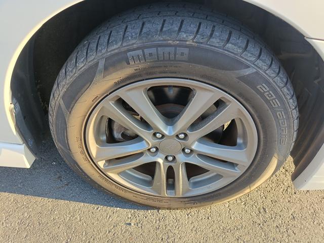 レガシィツーリングワゴン ２．５ｉ　Ｂスポーツアイサイト　４ＷＤ　メモリーナビ　フルセグＴＶ　リアカメラ　スマートキー　ＨＩＤヘッドライト　衝突軽減ブレーキ　前後ドラレコ　Ｂｌｕｅｔｏｏｔｈ　ＡＣＣ　純正１６インチアルミ　ＥＴＣ（15枚目）