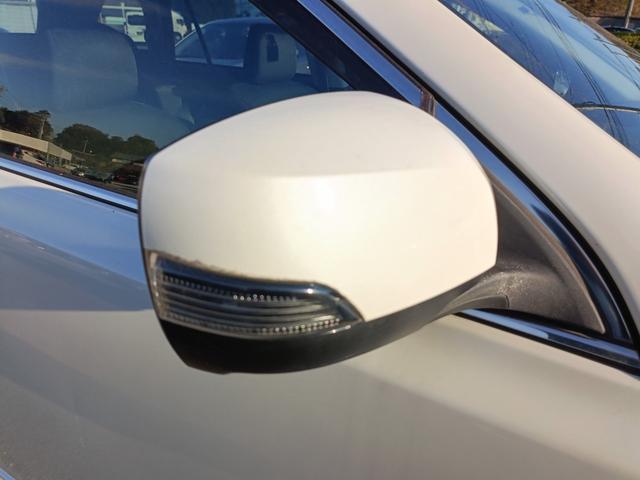 レガシィツーリングワゴン ２．５ｉ　Ｂスポーツアイサイト　４ＷＤ　メモリーナビ　フルセグＴＶ　リアカメラ　スマートキー　ＨＩＤヘッドライト　衝突軽減ブレーキ　前後ドラレコ　Ｂｌｕｅｔｏｏｔｈ　ＡＣＣ　純正１６インチアルミ　ＥＴＣ（16枚目）