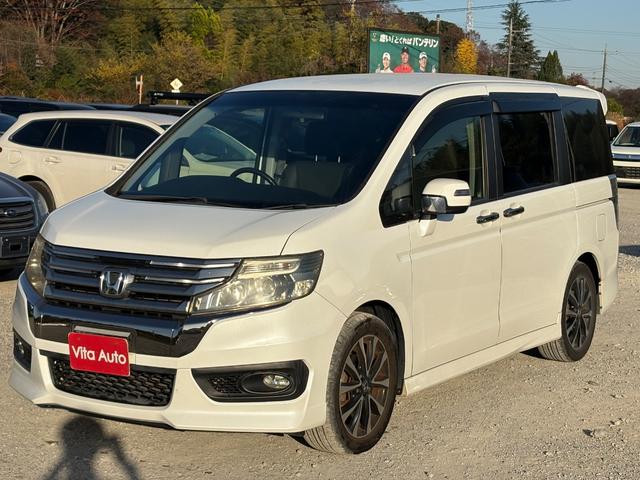 ステップワゴンスパーダ Ｚ　クールスピリット　インターナビ　セレクション　ＨＤＤナビ　ワンセグＴＶ　リアカメラ　ＬＥＤヘッドライト　両側パワスラ　クルコン　純正１７インチアルミ　ＥＴＣ（7枚目）