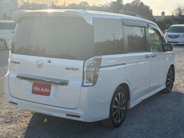 ステップワゴンスパーダ Ｚ　クールスピリット　インターナビ　セレクション　ＨＤＤナビ　ワンセグＴＶ　リアカメラ　ＬＥＤヘッドライト　両側パワスラ　クルコン　純正１７インチアルミ　ＥＴＣ（13枚目）