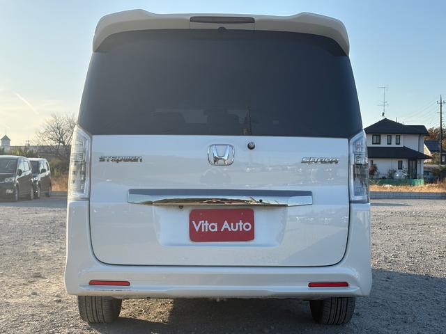 ステップワゴンスパーダ Ｚ　クールスピリット　インターナビ　セレクション　ＨＤＤナビ　ワンセグＴＶ　リアカメラ　ＬＥＤヘッドライト　両側パワスラ　クルコン　純正１７インチアルミ　ＥＴＣ（14枚目）