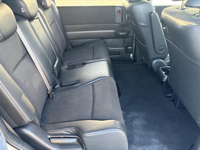 ステップワゴンスパーダ Ｚ　クールスピリット　インターナビ　セレクション　ＨＤＤナビ　ワンセグＴＶ　リアカメラ　ＬＥＤヘッドライト　両側パワスラ　クルコン　純正１７インチアルミ　ＥＴＣ（33枚目）