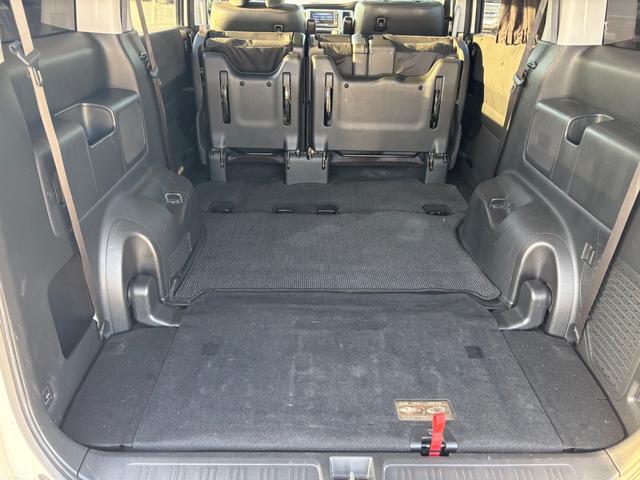 ステップワゴンスパーダ Ｚ　クールスピリット　インターナビ　セレクション　ＨＤＤナビ　ワンセグＴＶ　リアカメラ　ＬＥＤヘッドライト　両側パワスラ　クルコン　純正１７インチアルミ　ＥＴＣ（50枚目）