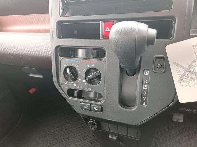 ルーミー Ｘ　Ｓ　ＳＤナビ　フルセグＴＶ　リアカメラ　スマートキー　衝突軽減ブレーキ　片側パワスラ　前ドラレコ　Ｂｌｕｅｔｏｏｔｈ　純正１４インチ鉄　ＥＴＣ（28枚目）