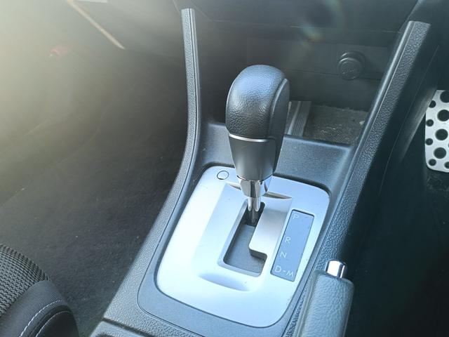 せっかくお気に入りの車が見つかったのに、遠方で取りに行けない、陸送費が高くてあきらめている方。今なら陸送費を割引価格でご提供中です。ご購入者の５６％（直近１年実績）方が大阪以外の地域からのご購入です。