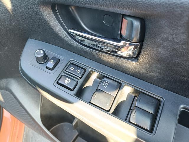 実車を見れなくても安心して下さい。外装・内装・装備品、気になることは何でもお聞きください。キズが気になる個所があればその部分の写真を送らせて頂きます。