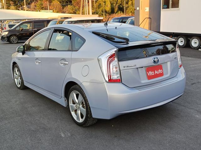 プリウス Gツーリングセレクション SDナビ フルセグTV リアカメラ スマートキー LEDヘッドライト 革シート Bluetooth クルコン 純正17インチアルミ ETC(9枚目)